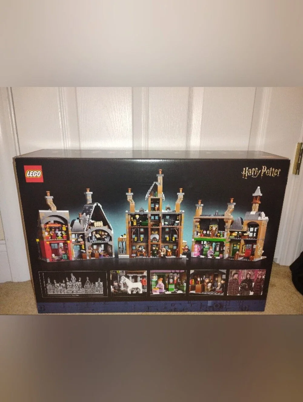 LEGO Harry Potter Hogsmeade Collectors Edition #76547